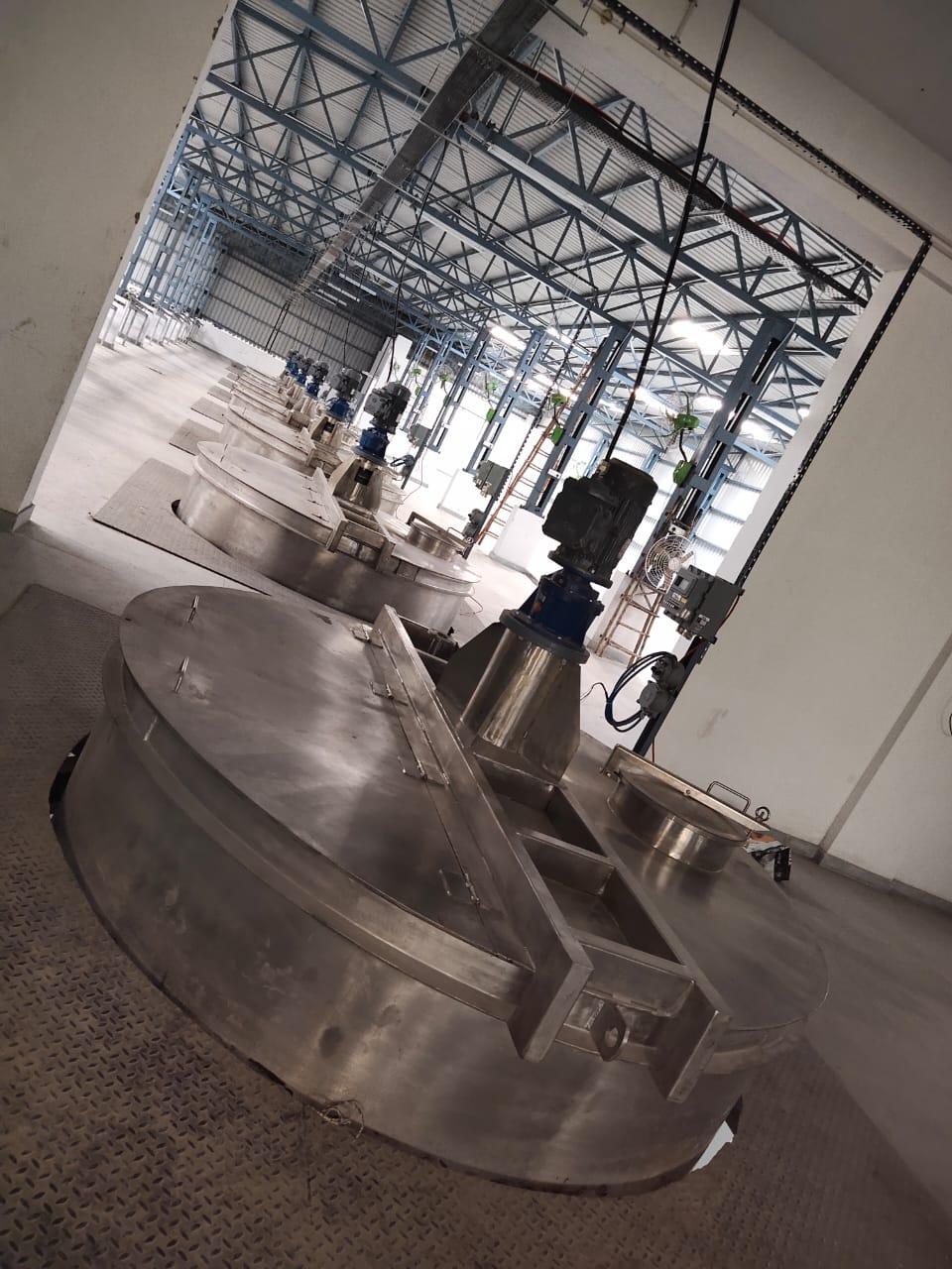 picture of STEEL TANKS / REACTION CHAMBERS/ BLENDING TANKS